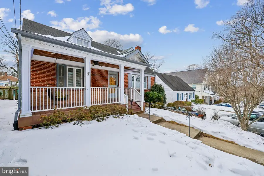 4212 Matthews Ln, Kensington, MD 20895 - #2