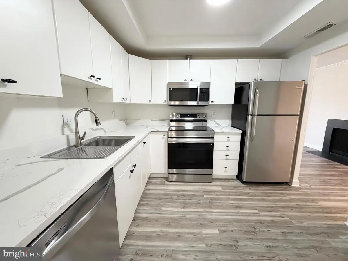 10024 Stedwick #301, Gaithersburg, MD 20886 - Image #1