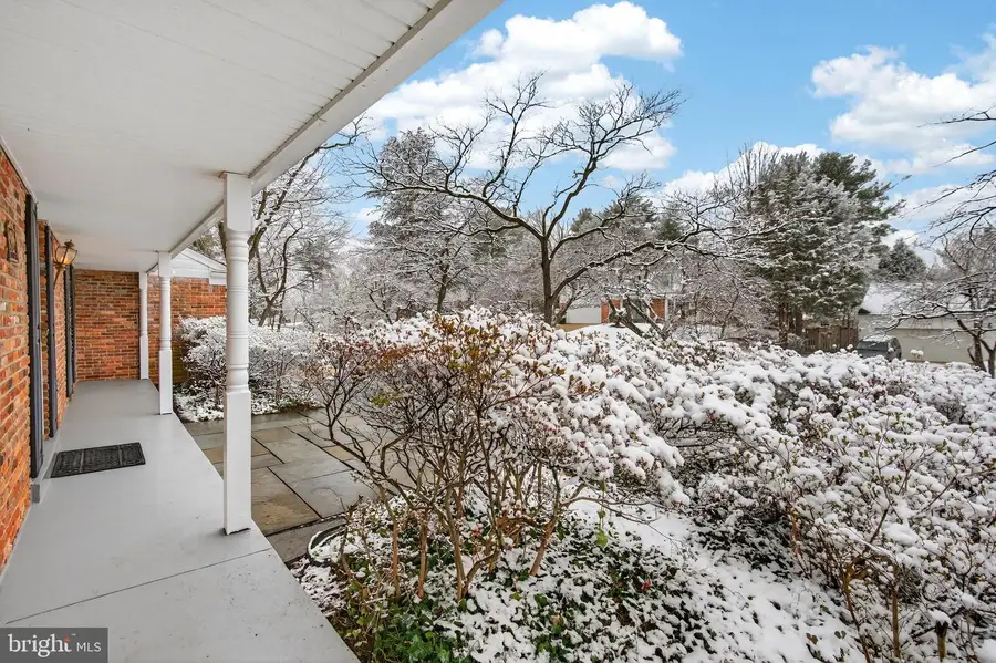 10815 Old Coach Rd, Rockville, MD 20854 - #3