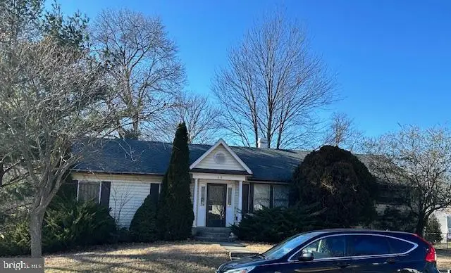 1613 Burris Rd, Rockville, MD 20851 - Image #1