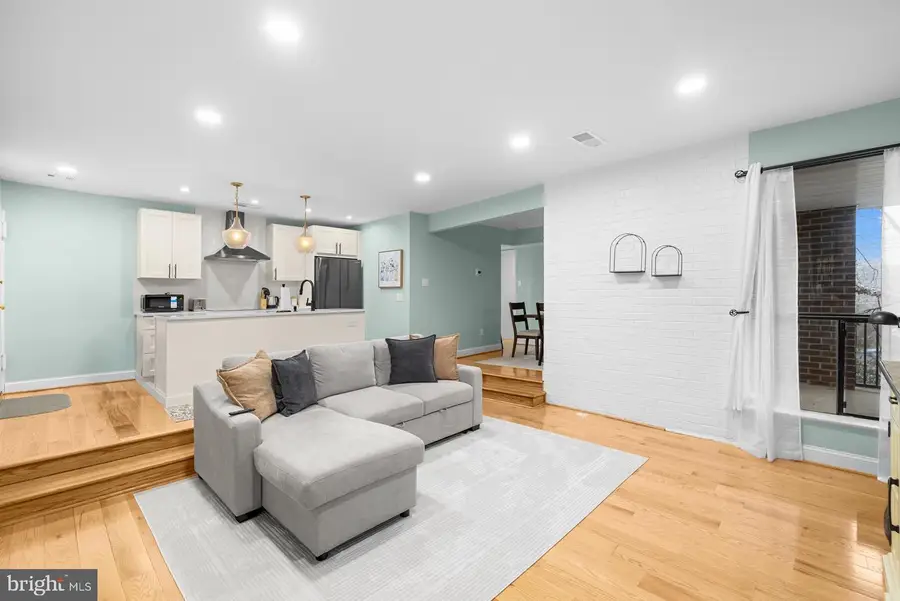 9820 Georgia Ave #21-302, Silver Spring, MD 20902 - Image #2