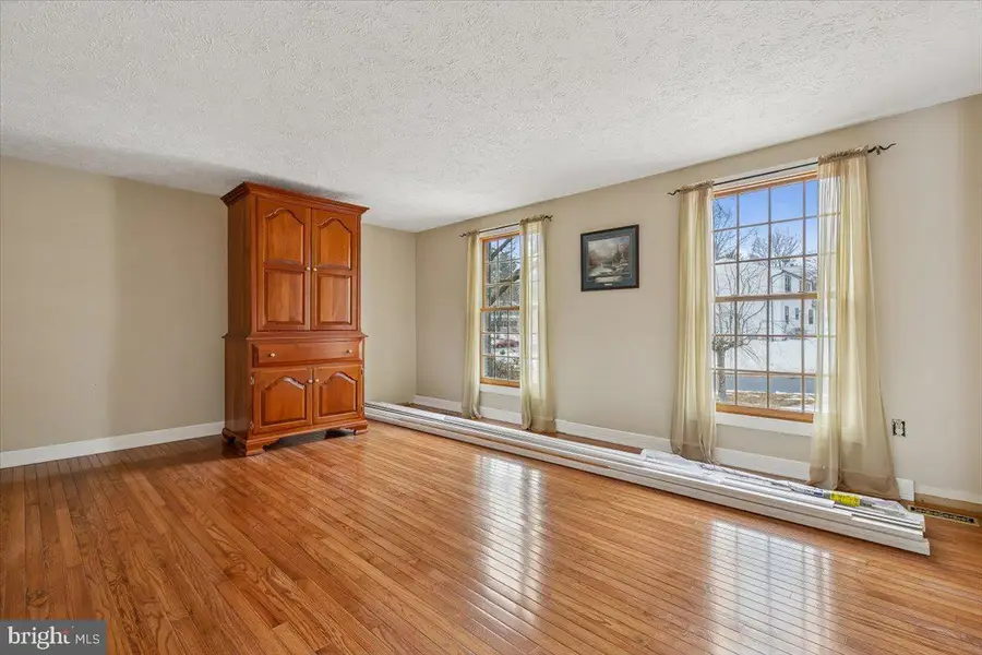 17105 Barnstable Dr, Rockville, MD 20855 - #3