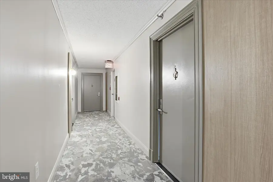 10101 Grosvenor Pl #1104, Rockville, MD 20852 - #2