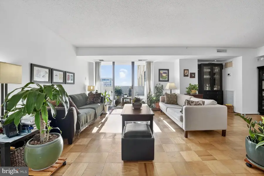 4601 N Park Ave #1401-a, Chevy Chase, MD 20815 - Image #2