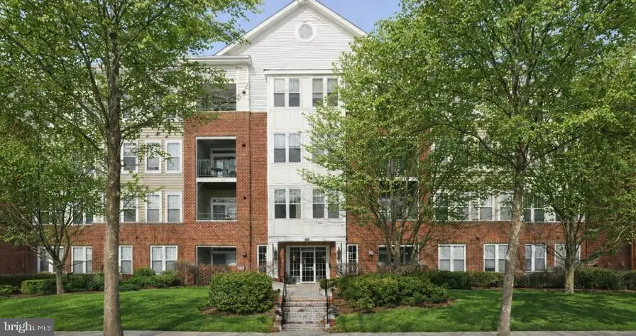 Address Withheld By Seller, Rockville, MD 20850 - #1