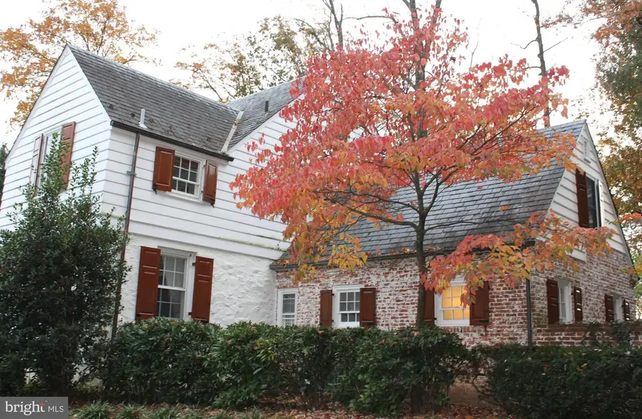 6420 Brookside Dr, Chevy Chase, MD 20815 - Image #2