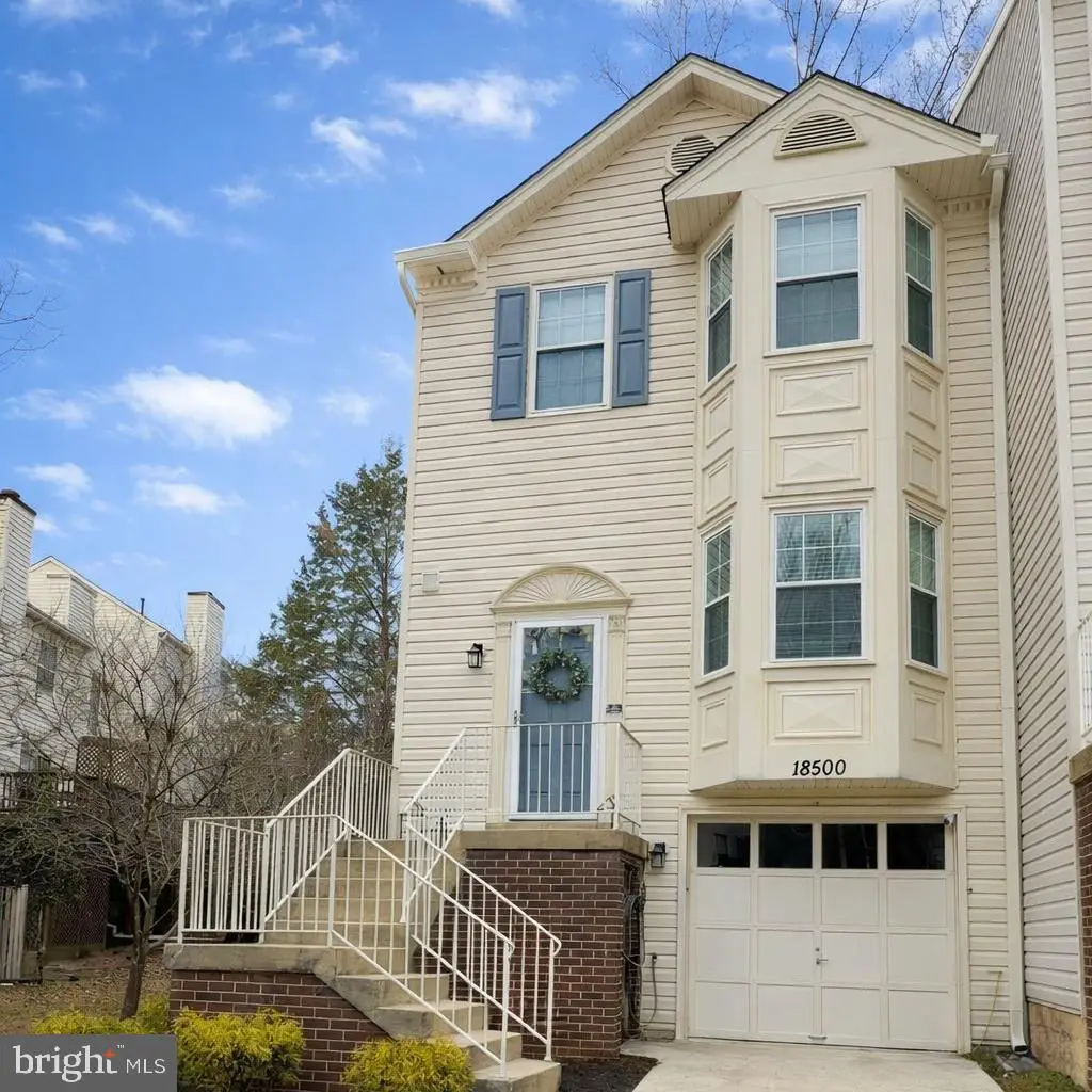 18500 Clovercrest Cir, Olney, MD 20832 - Image #1