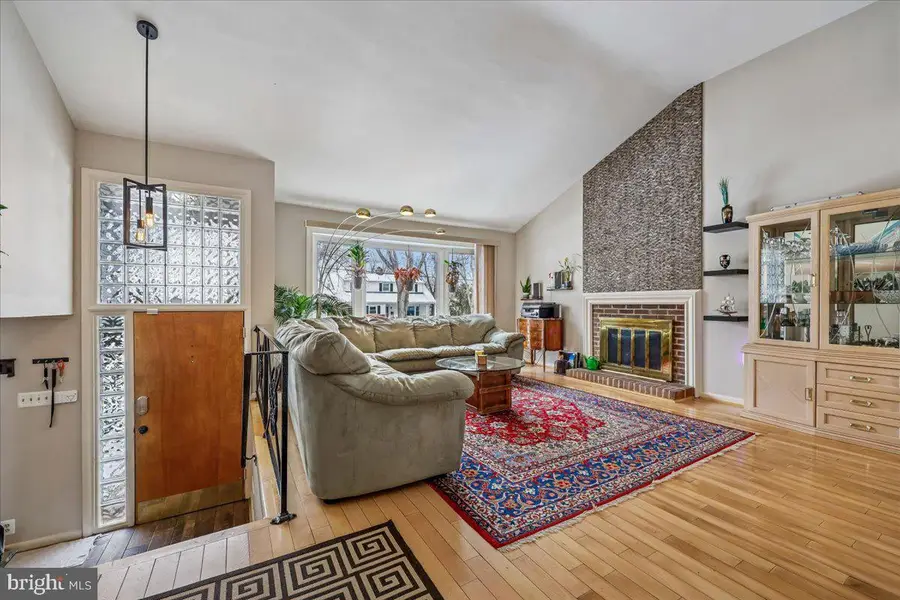 6308 Rockhurst Rd, Bethesda, MD 20817 - Image #3