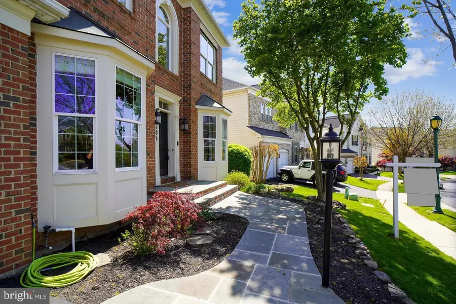 304 Summer Garden Way, Rockville, MD 20850 - #2