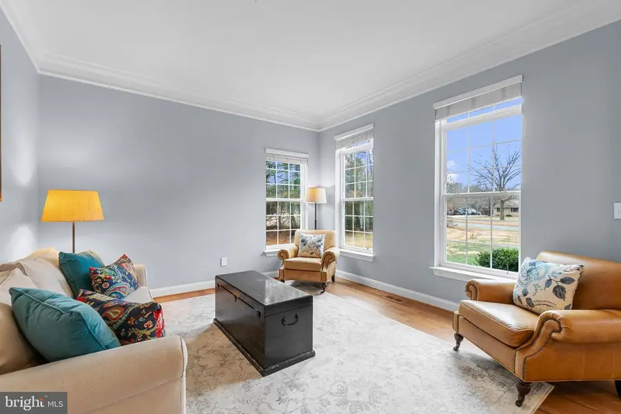 22505 Fitzgerald Dr, Laytonsville, MD 20882 - Image #3