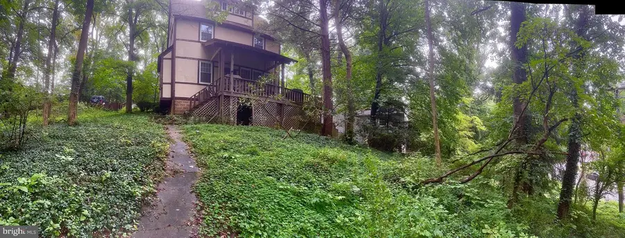 911 Sligo Creek Pkwy, Takoma Park, MD 20912 - Image #3