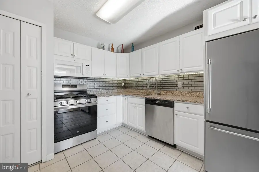 5225 Pooks Hill Rd #519n, Bethesda, MD 20814 - #3