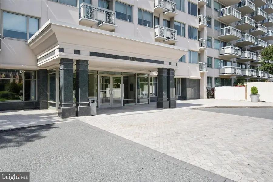 5450 Whitley Park Ter #102, Bethesda, MD 20814 - #2