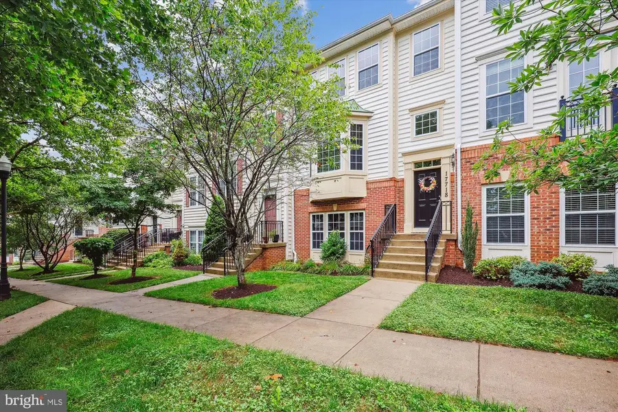 17718 Phelps Hill Ln, Derwood, MD 20855 - Image #2