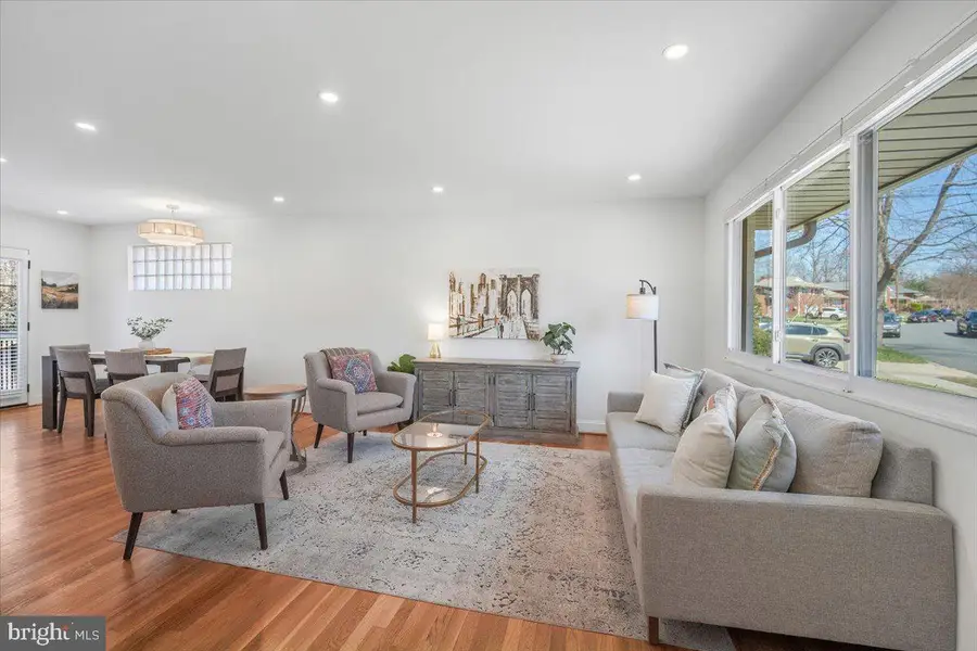 10302 Conover Dr, Silver Spring, MD 20902 - #3