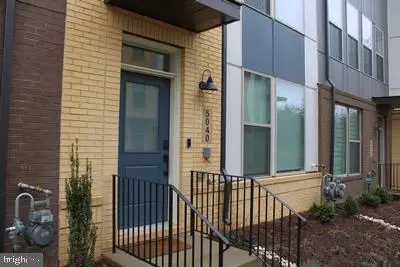 5040 Oakmoore Dr, Rockville, MD 20852 - #2