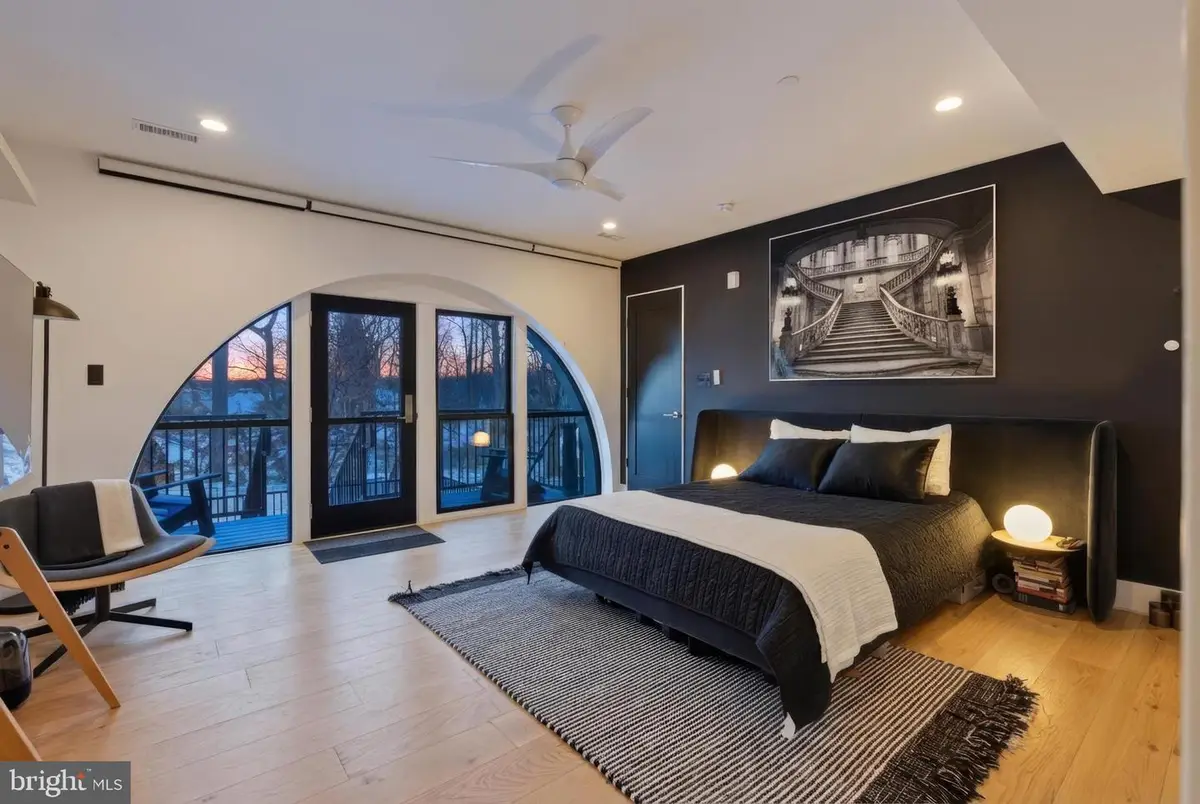 2701 Hume Dr #400, Silver Spring, MD 20910 - Image #1