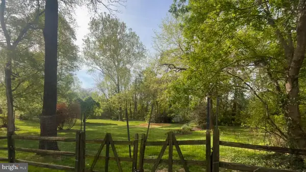 11801 Piney Meetinghouse Rd, POTOMAC, MD 20854