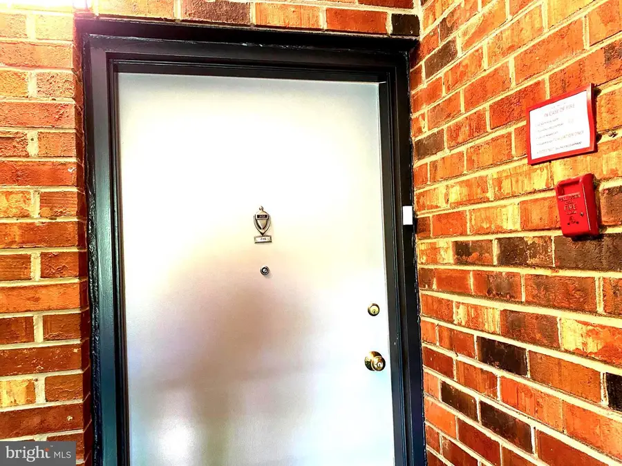 860 College Pkwy #202, Rockville, MD 20850 - #2