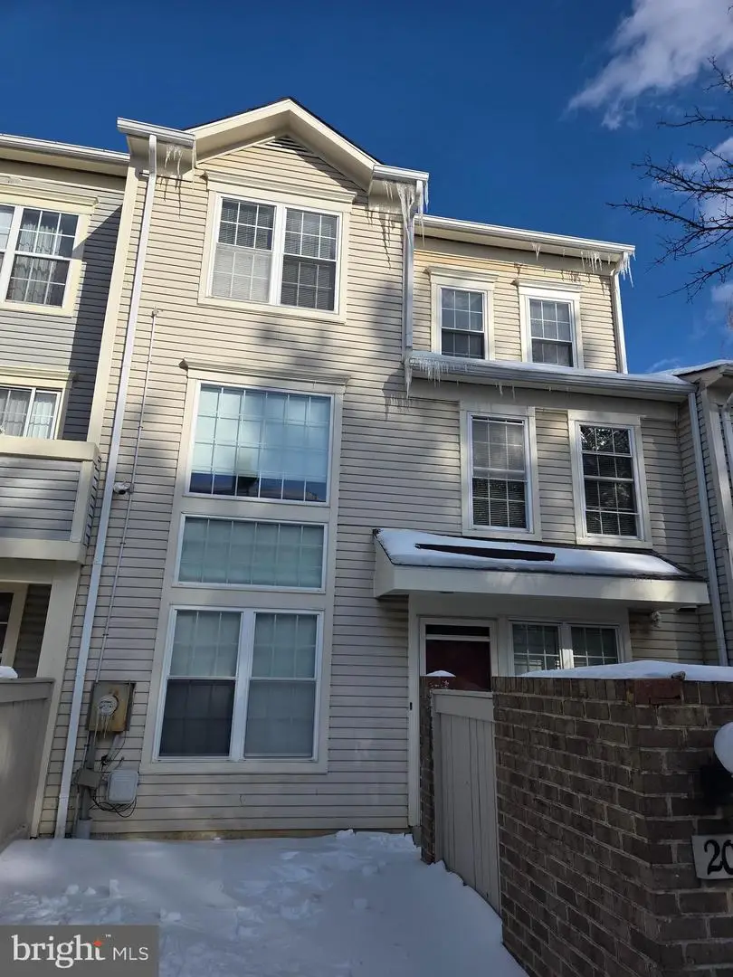 20003 Canebrake Ct, Gaithersburg, MD 20886 - Image #1