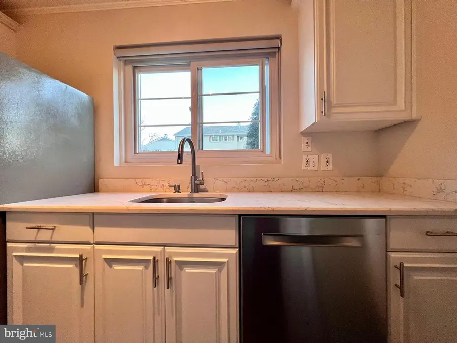 5332 Pooks Hill Rd #304, Bethesda, MD 20814 - #3