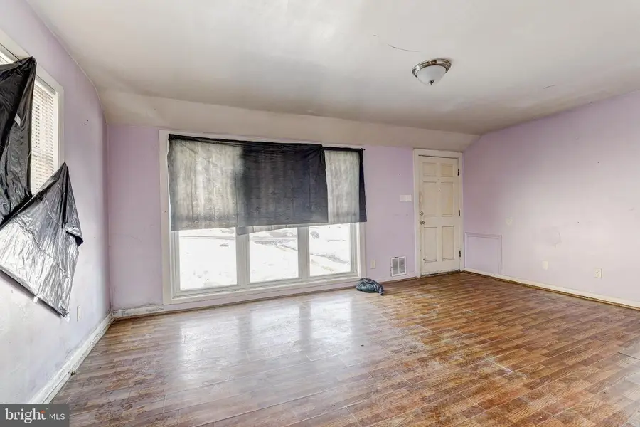 12628 Farnell Dr, Silver Spring, MD 20906 - #2