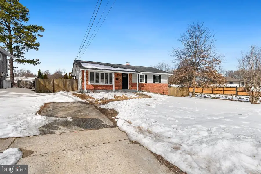 13530 Vandalia Dr, Rockville, MD 20853 - #3