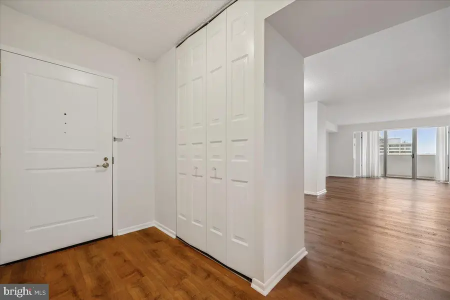 4601 N Park Ave #1616, Chevy Chase, MD 20815 - #3