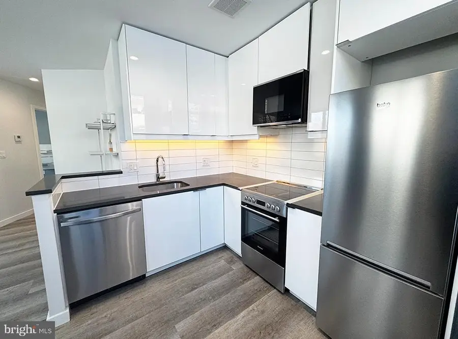 700 Roeder Rd #103, Silver Spring, MD 20910 - #3