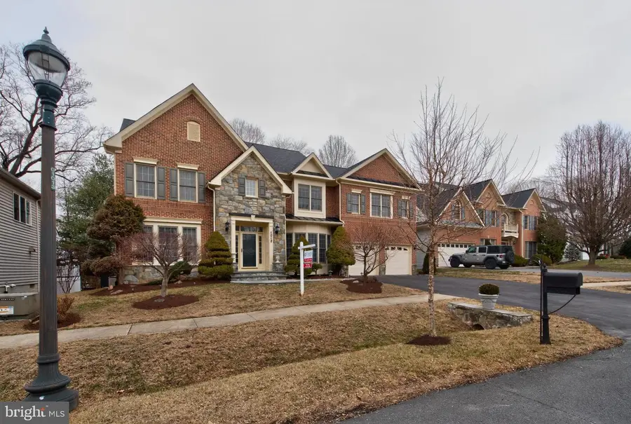 1018 Heartfields Dr, Silver Spring, MD 20904 - #2