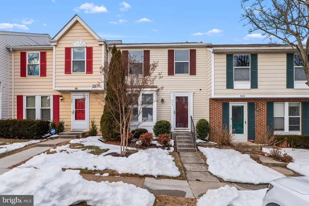 505 White Surf Dr, Gaithersburg, MD 20878 - #1
