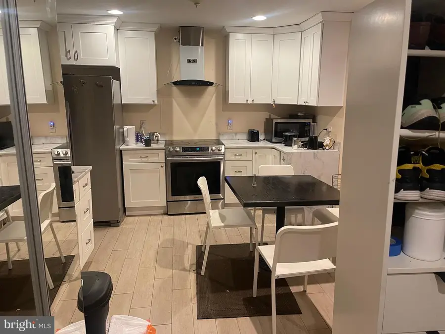 8910 Centerway Rd, Gaithersburg, MD 20879 - #3