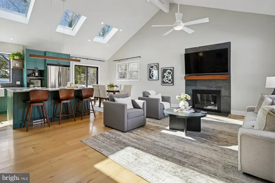 2512 Kimberly St, Silver Spring, MD 20902 - #2