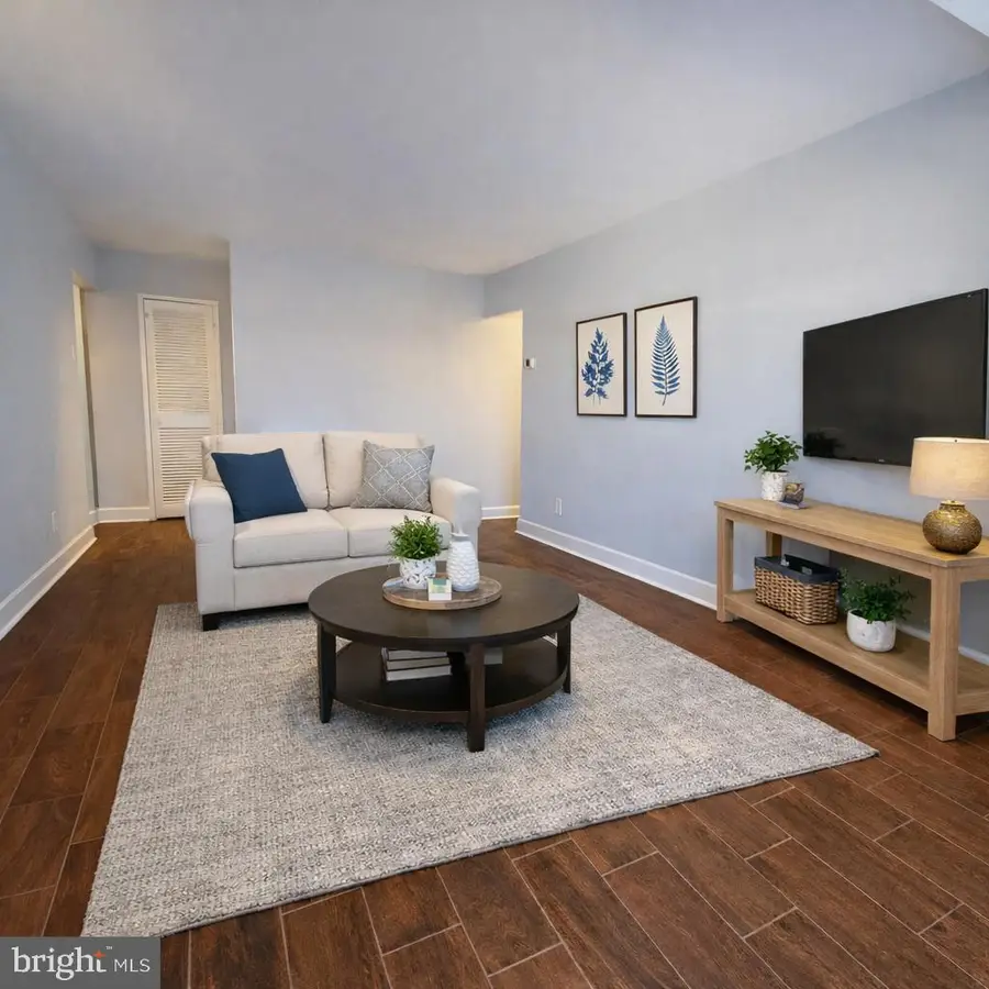 19323 Club House Rd #304, Montgomery Village, MD 20886 - #2