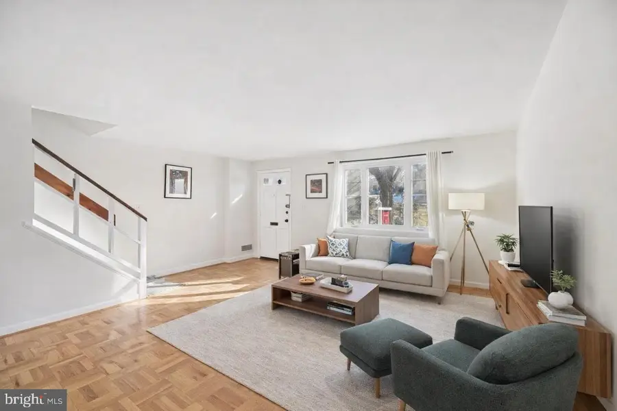 9838 Hollow Glen Pl #2544, Silver Spring, MD 20910 - #3