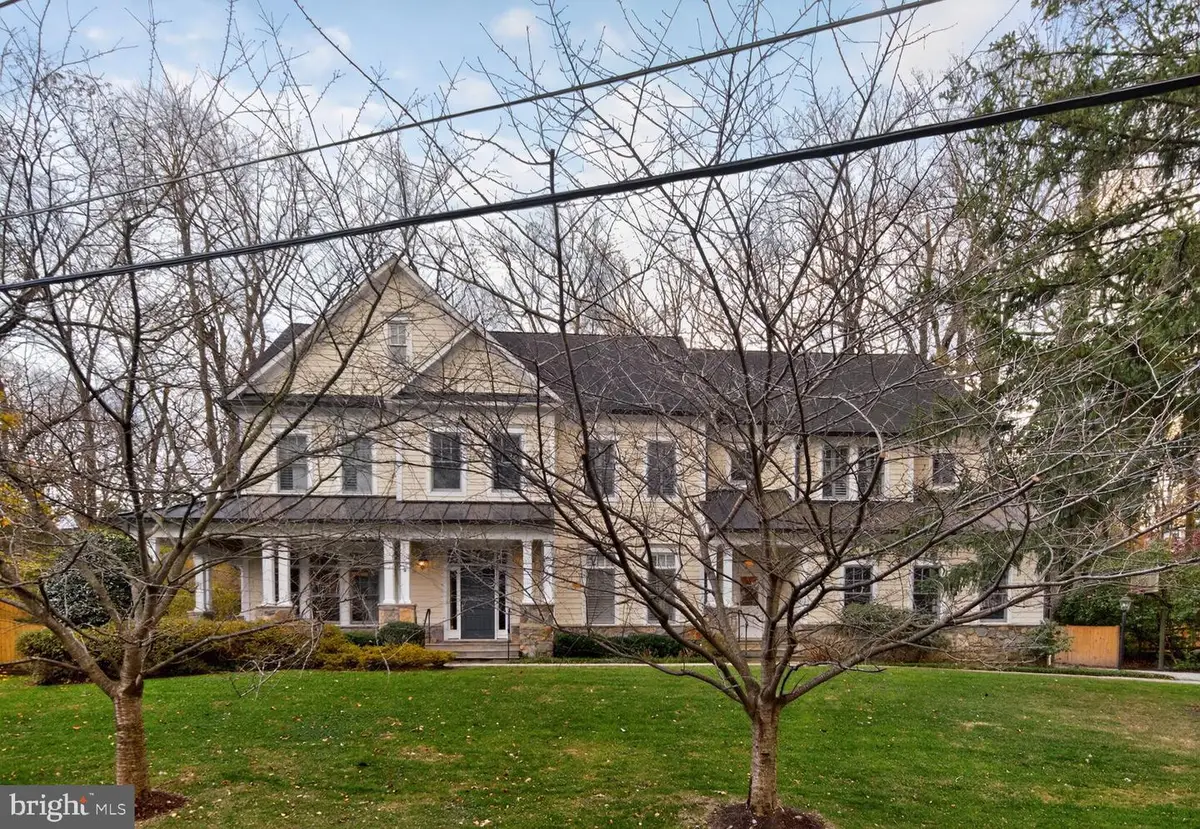 5500 Lambeth Rd, Bethesda, MD 20814 - #1