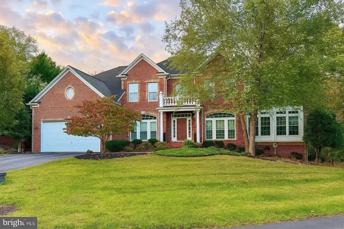 12321 Greenbriar Branch Dr, Potomac, MD 20854 - #1