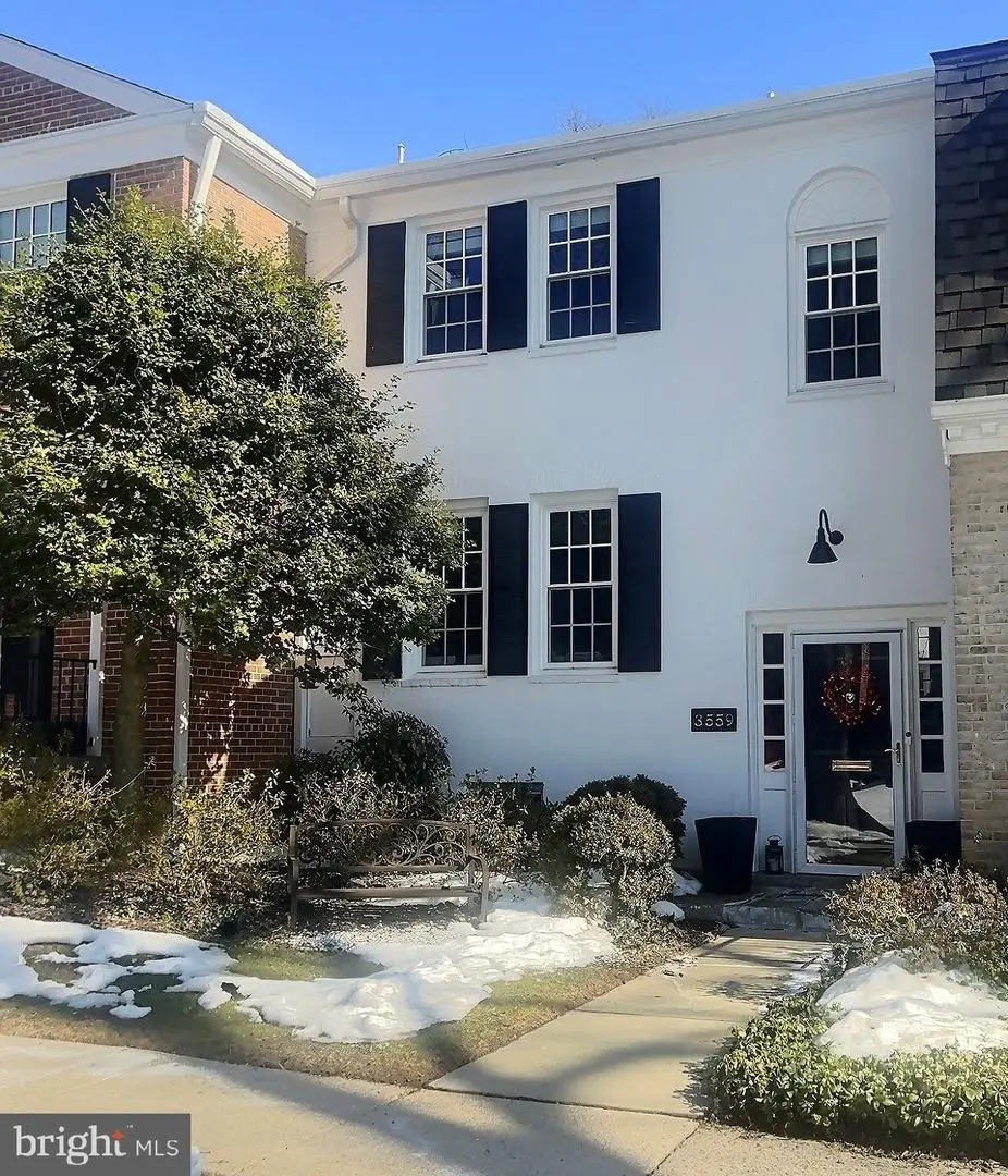 3559 Hamlet Pl, Chevy Chase, MD 20815 - #1