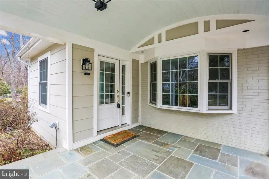 11011 Montrose Ave, Garrett Park, MD 20896 - #3