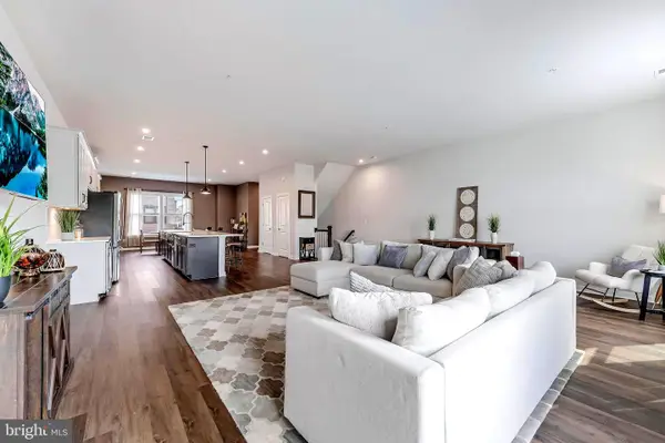 16342 Connors Way #4, ROCKVILLE, MD 20855