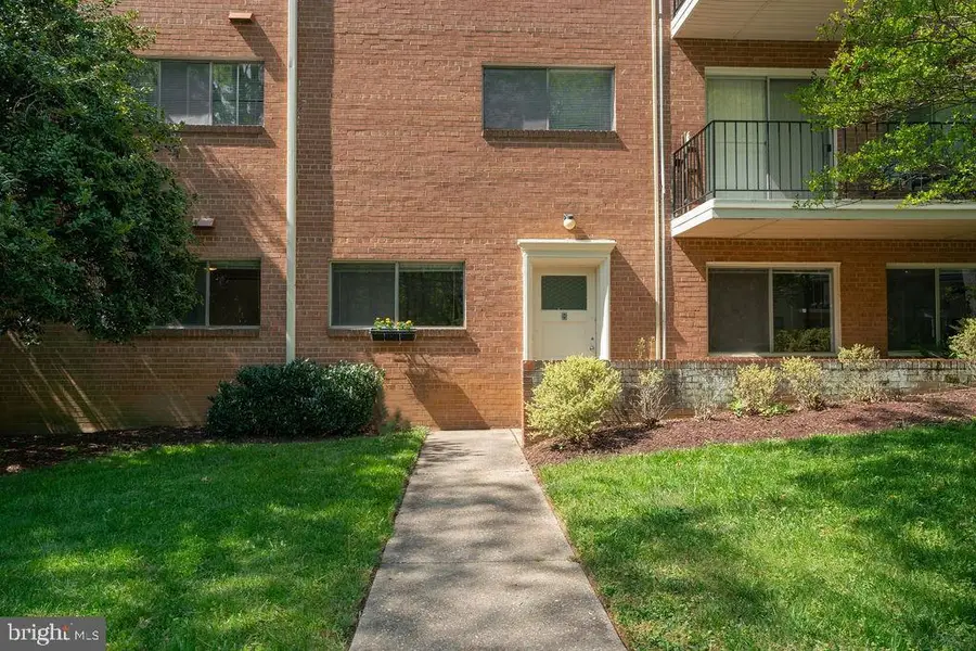 10644 Weymouth St #w-1, Bethesda, MD 20814 - #2