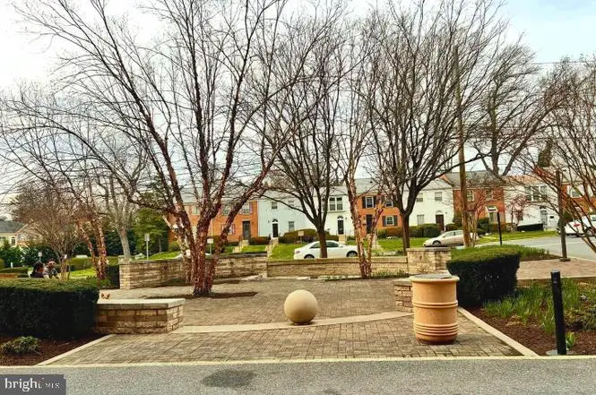 1900 Lyttonsville Rd #717, Silver Spring, MD 20910 - #2