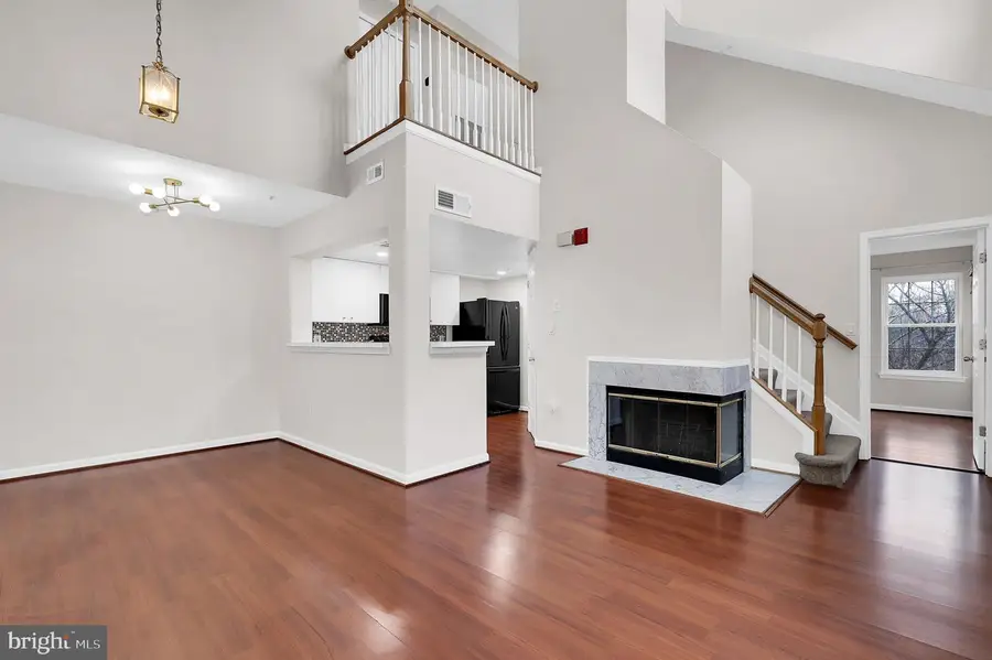 913 Hillside Lake Ter #413, Gaithersburg, MD 20878 - #3