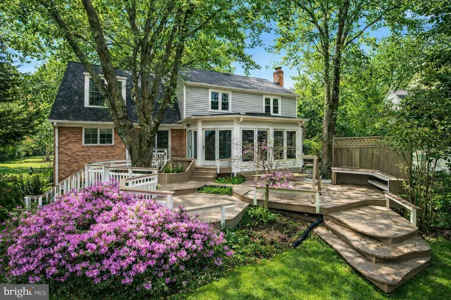 1 Orchard Way S, Potomac, MD 20854 - #2