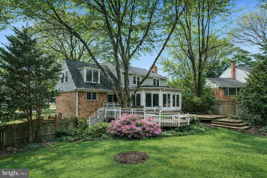 1 Orchard Way S, Potomac, MD 20854 - #3