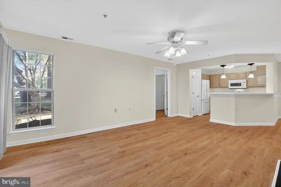 18101 Cloppers Mill Ter, Germantown, MD 20874 - #3