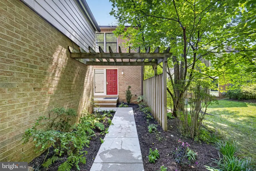 6481 Wishbone Ter, Cabin John, MD 20818 - #2