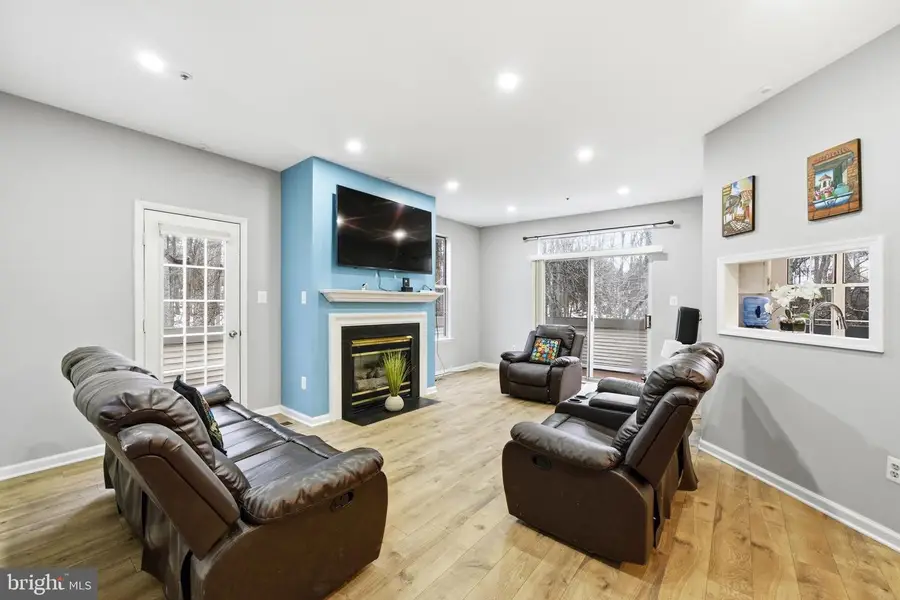 19744 Crested Iris Way, Montgomery Village, MD 20886 - #2