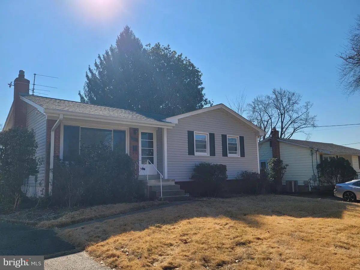 4806 Tallahassee Ave, Rockville, MD 20853 - #1