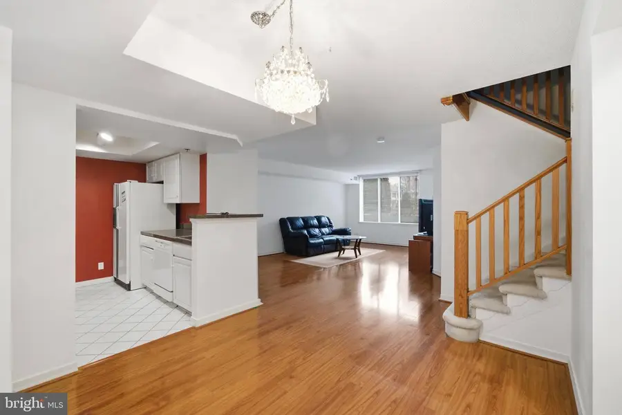 5809 Nicholson Ln #110, North Bethesda, MD 20852 - #3